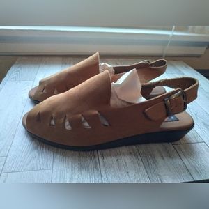 Azaleia Brazil Sandals size 8.5